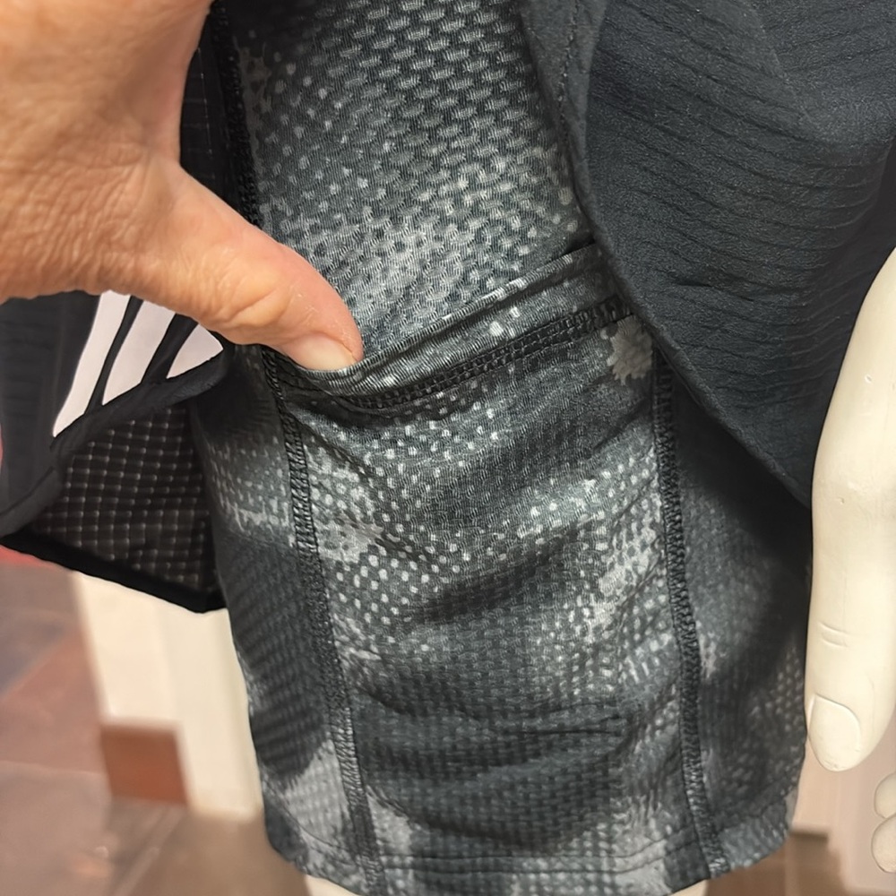 Adidas Athletic/Athleisure/Running Suit, NWT! - Picture 5 of 9